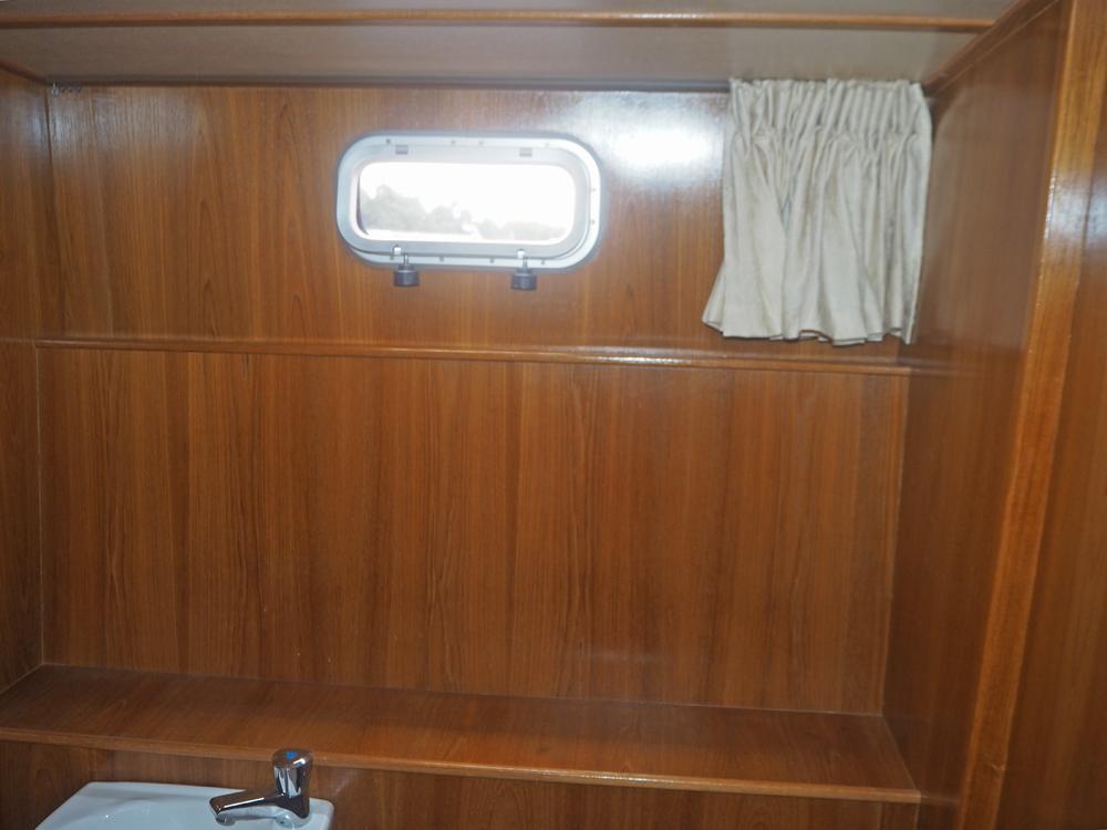 Aft cabin, Accommodation